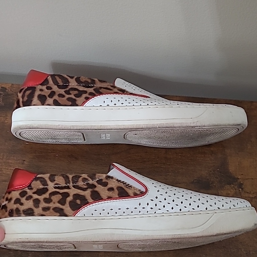 Johnston & Murphy White with Leopard Print & Red Patent Ankle Accent Sneaker 9.5 - Picture 4 of 9